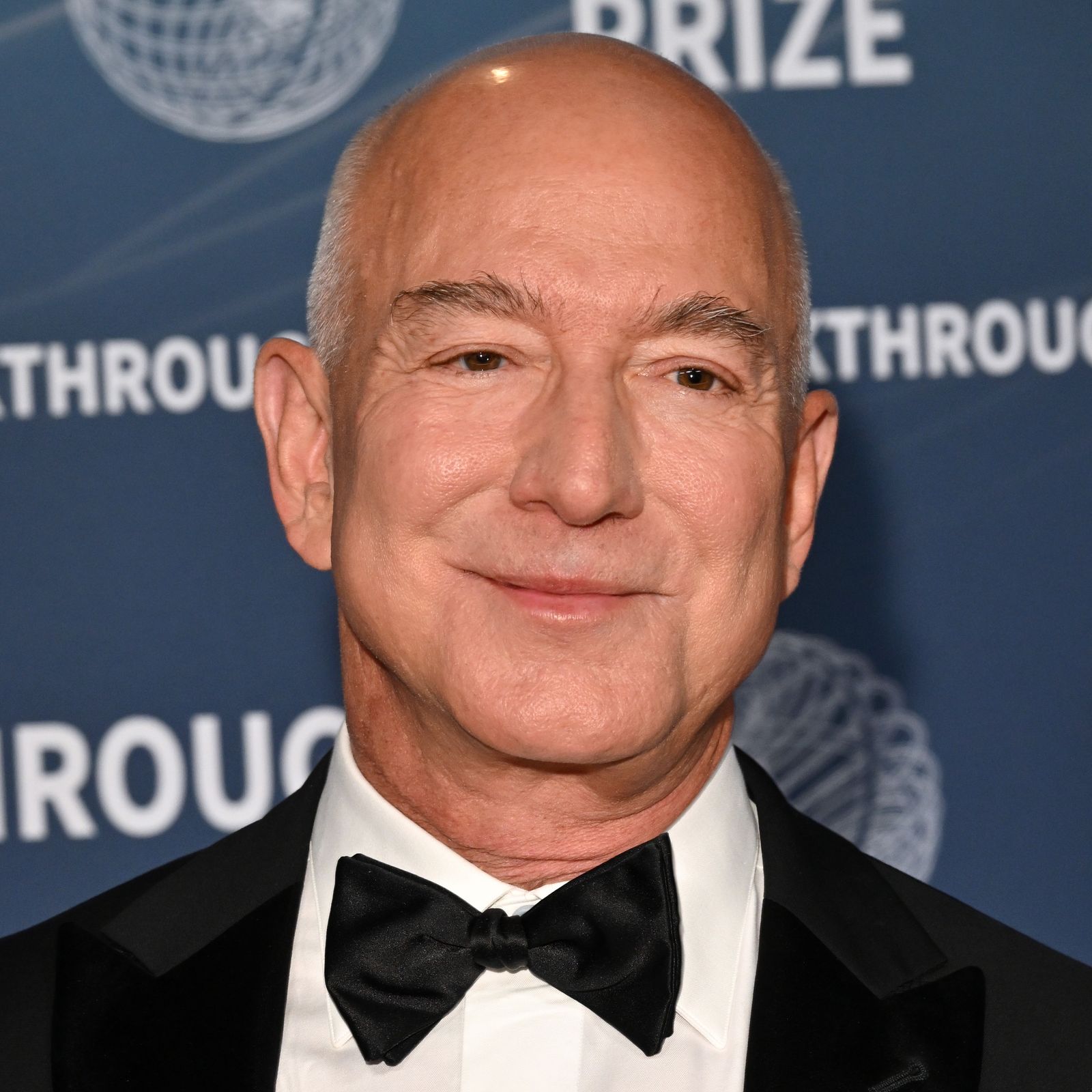 Jeff Bezos Reportedly Offloads Seattle Mansion for $63 Million in Record-Breaking Sale