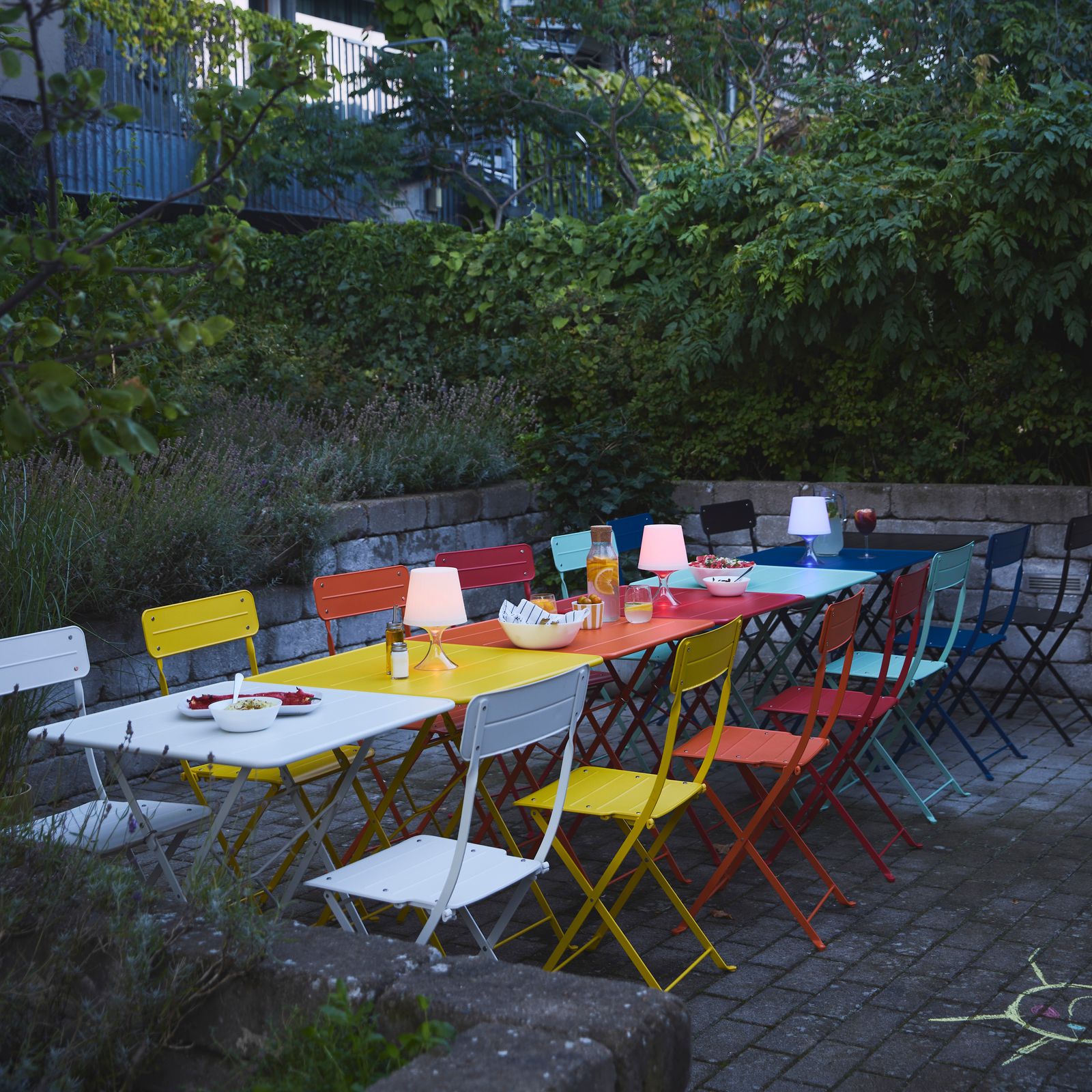 15 Outdoor Decor Ideas That Will Make a Big Impact