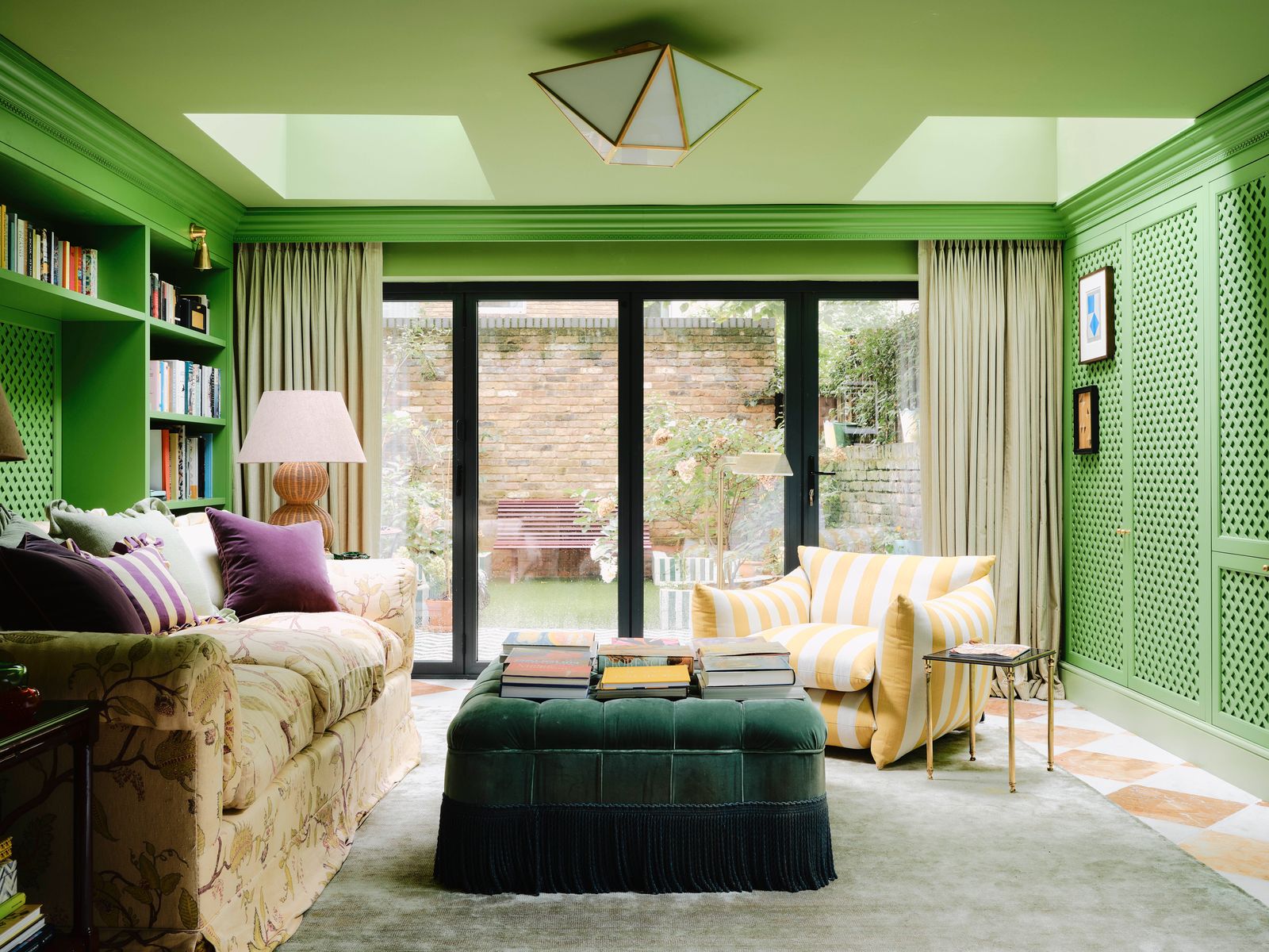 Inside a Vibrant Notting Hill Row House Decorated in Record Speed